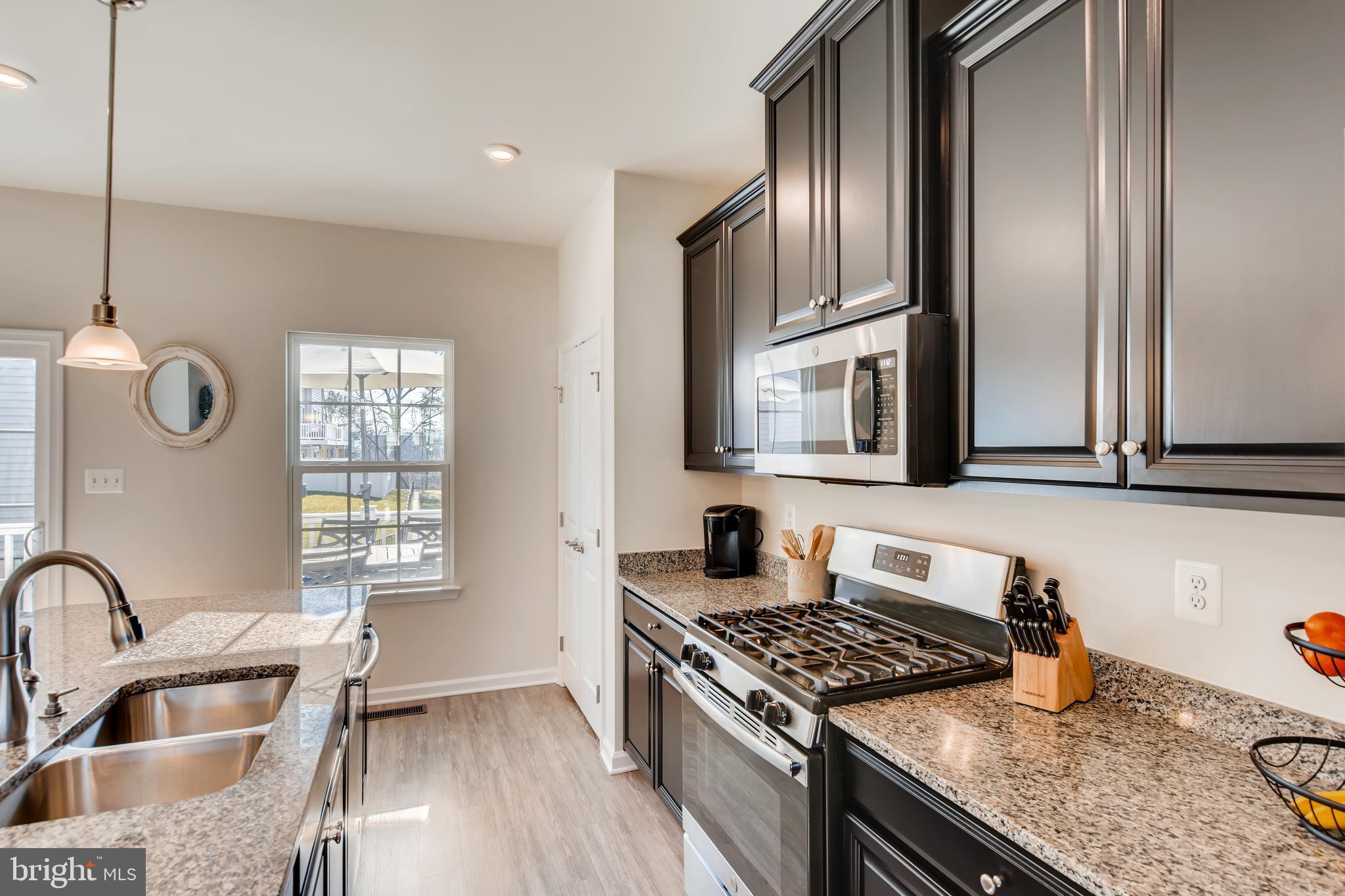 4905 Arborgate Circle Baltimore, MD 21227 - Photo 2 of 28 Gallery Image 2