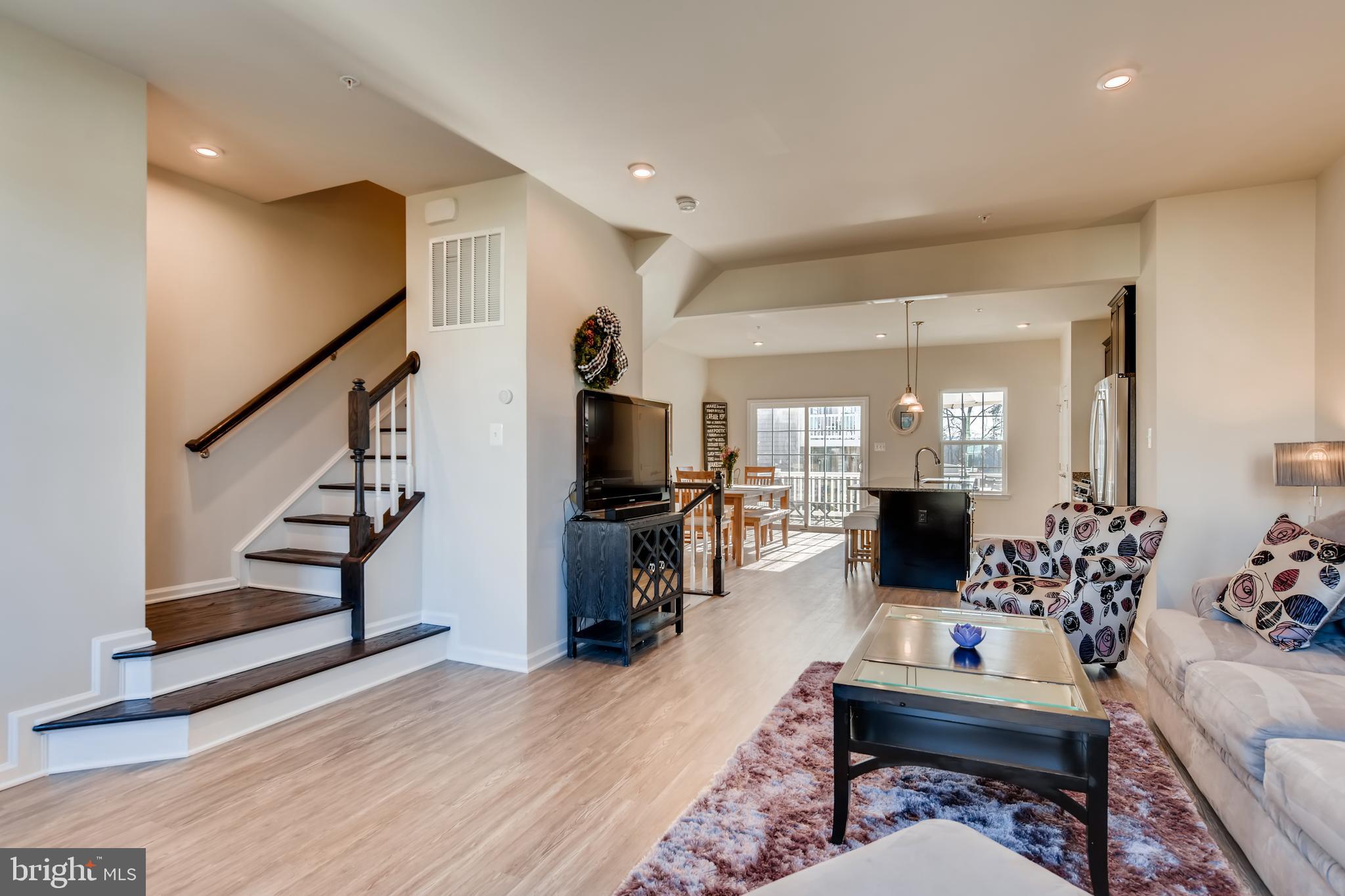 4905 Arborgate Circle Baltimore, MD 21227 - Photo 7 of 28 Gallery Image 7