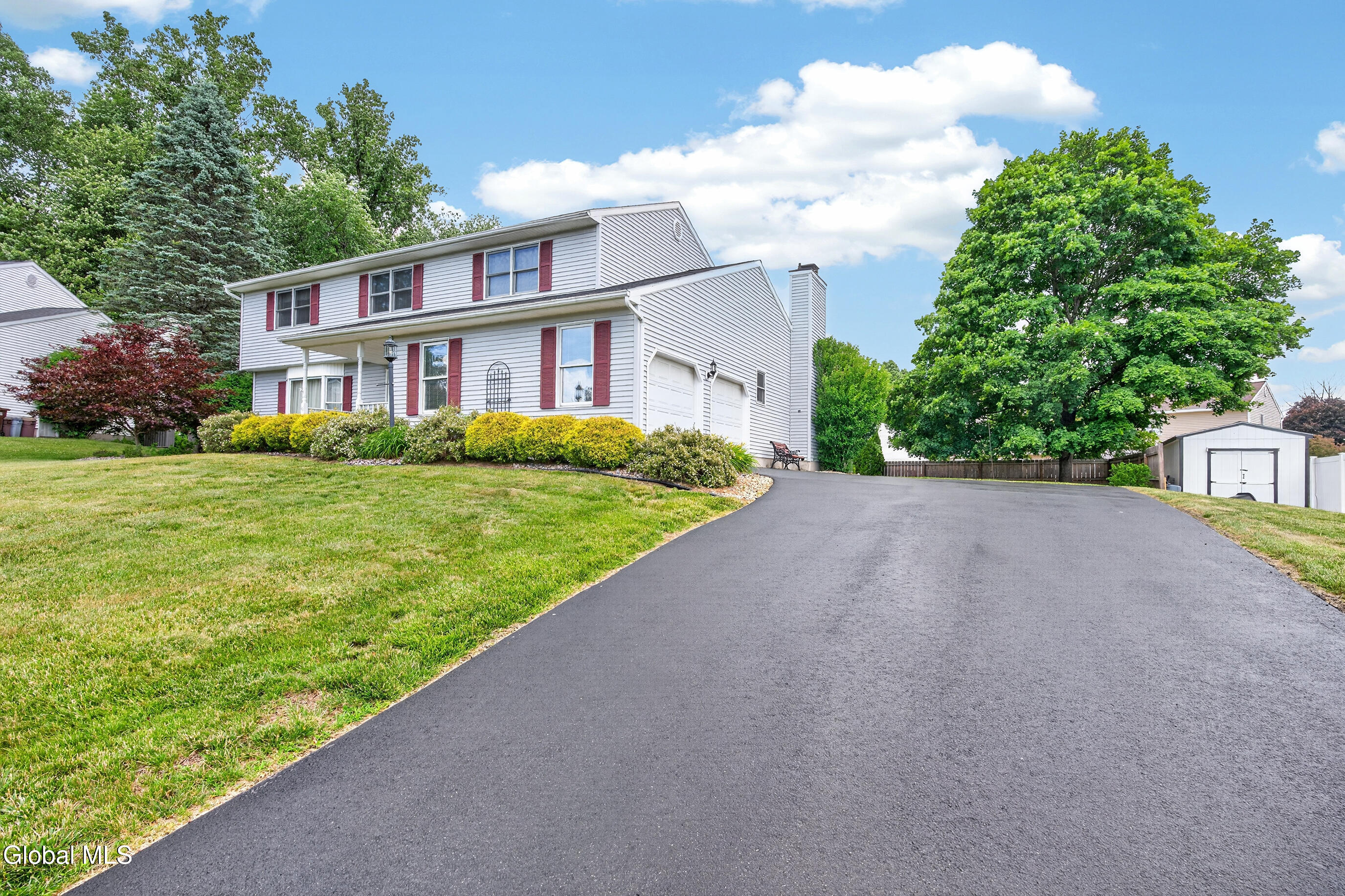 44 Mallard Road Bethlehem, NY 12077 - Photo 3 of 90 002-44-Mallard-Rd-Glenmont-NY-12077