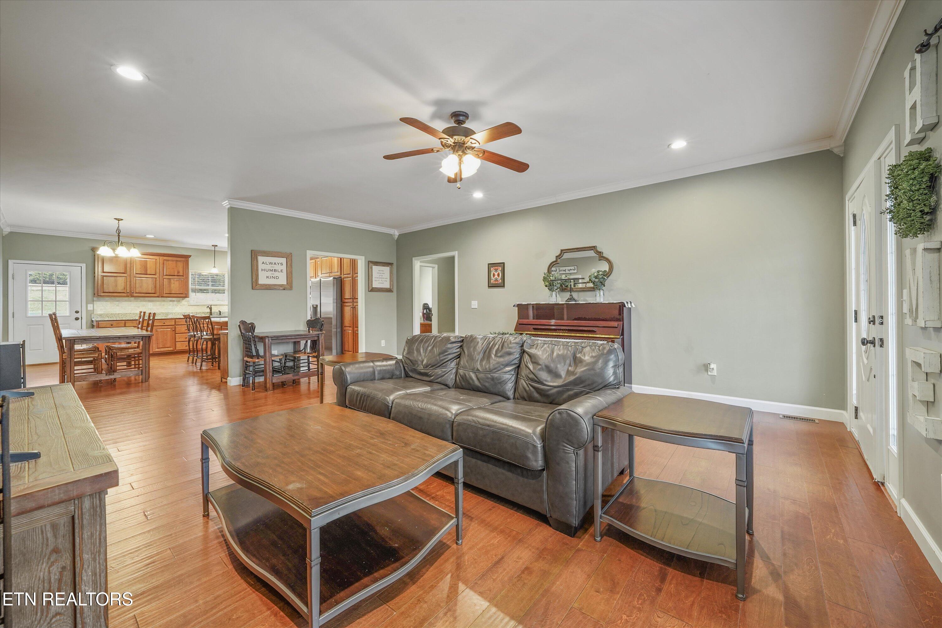 223 County Road 703 Athens, TN 37303 - Photo 8 of 45 09-223 Co Rd 703-16