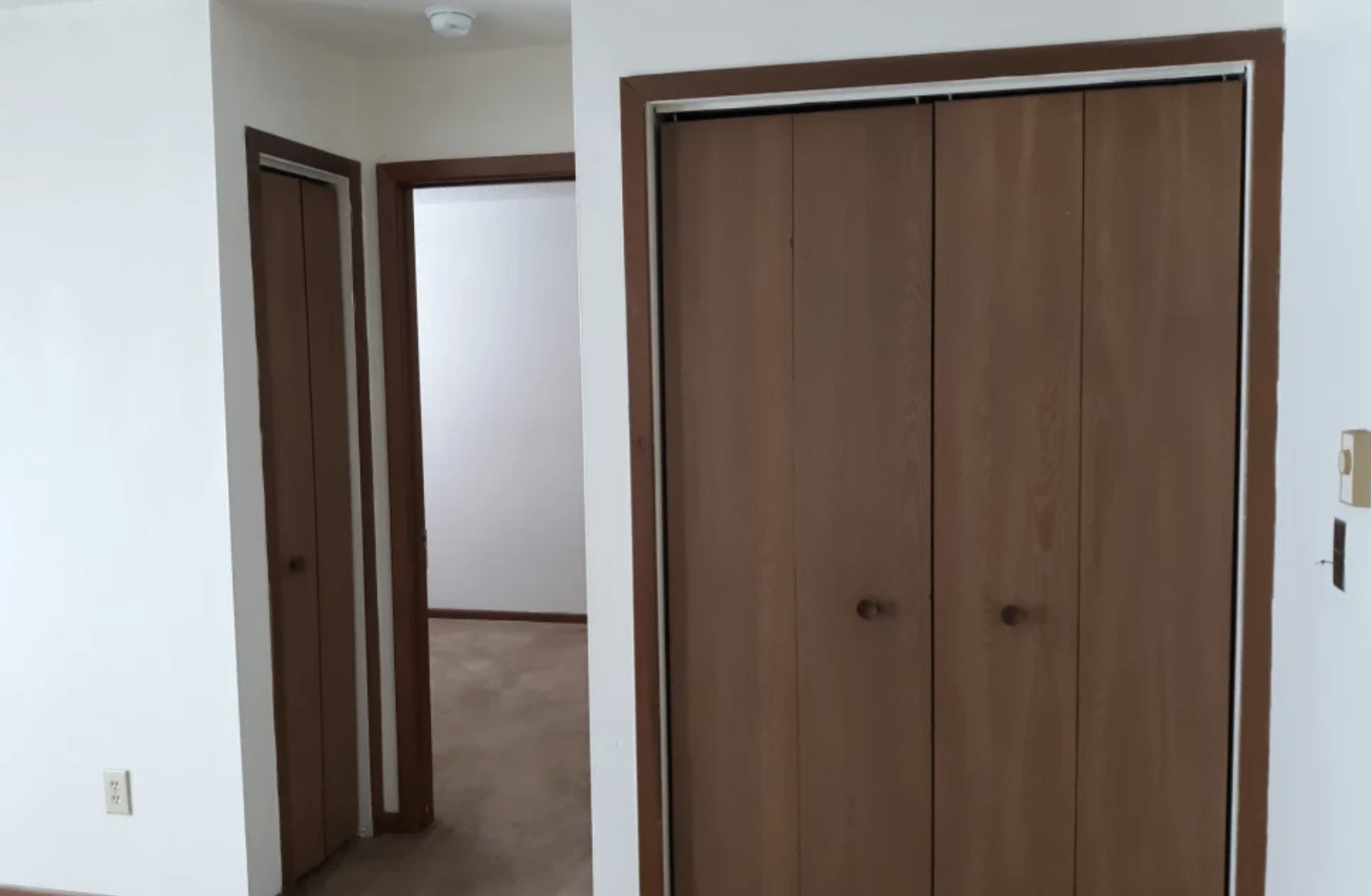 700 West Main Street Redkey, IN 47373 - Photo 10 of 12 a view of a glass door