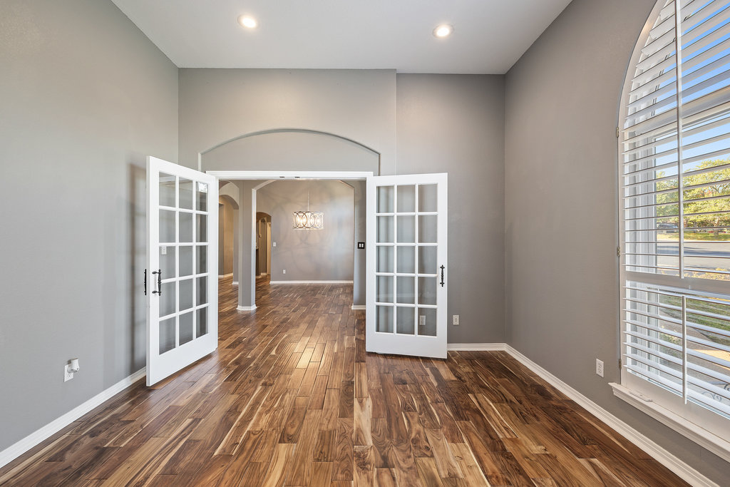 12505 Stapp Court Austin, TX 78732 - Photo 18 of 38