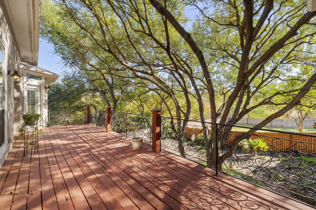 12505 Stapp Court Austin, TX 78732 - Photo 25 of 38