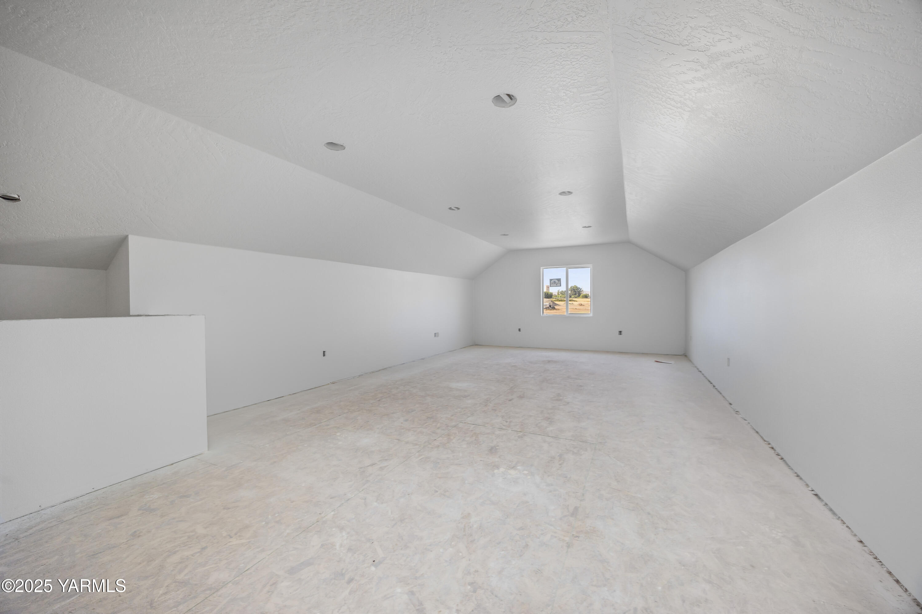 235 Shrute Road Prosser, WA 99350 - Photo 11 of 15 a view of empty room