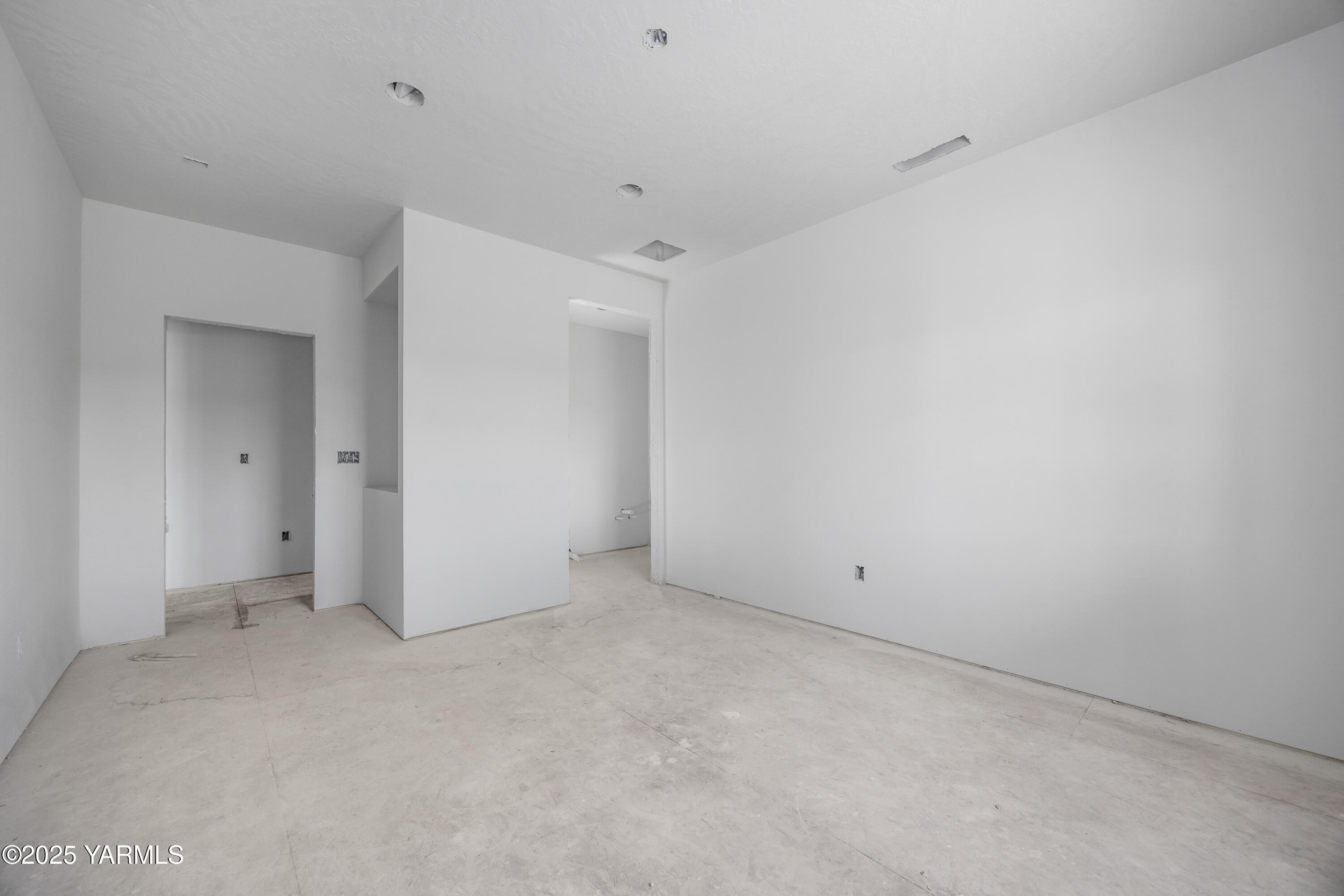 235 Shrute Road Prosser, WA 99350 - Photo 6 of 15 a view of an empty room