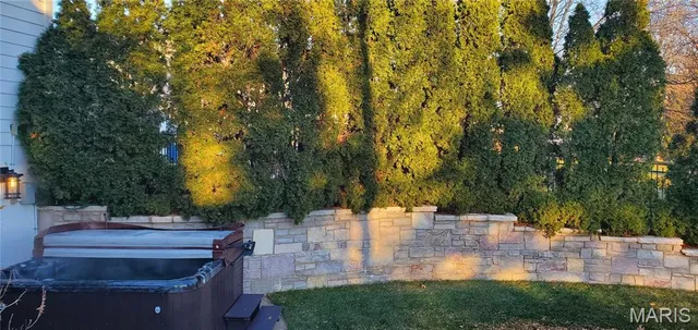 $985,000 | 16432 Farmers Mill Lane, Chesterfield, MO 63005