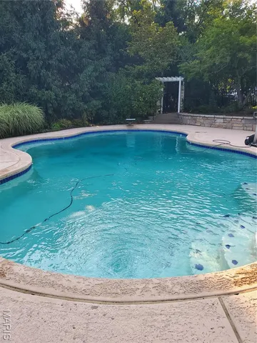 $985,000 | 16432 Farmers Mill Lane, Chesterfield, MO 63005