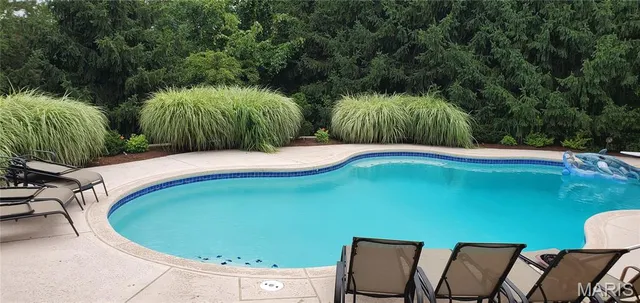 $985,000 | 16432 Farmers Mill Lane, Chesterfield, MO 63005