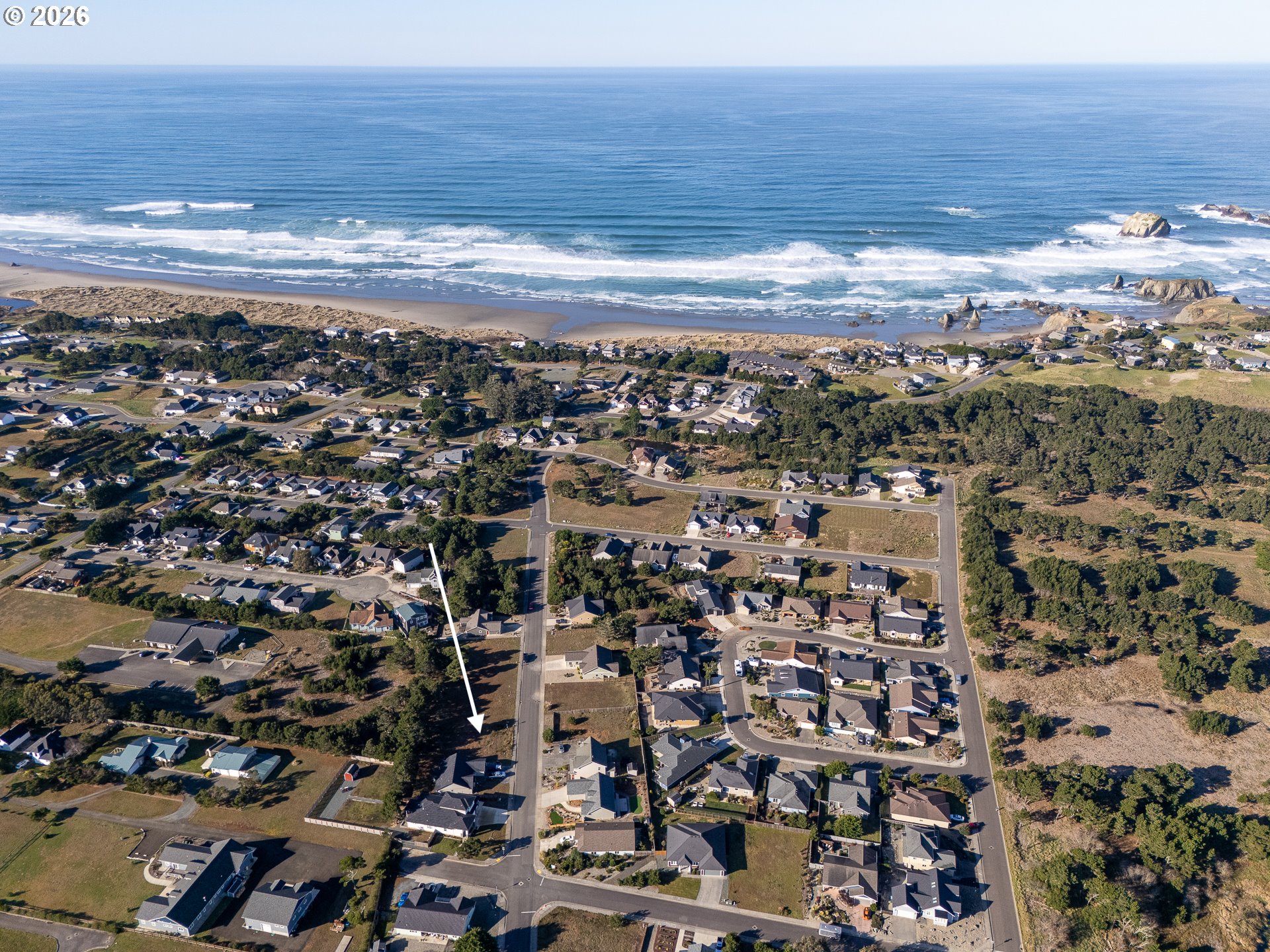 845 Rogers Place Bandon, OR 97411 - Photo 2 of 7