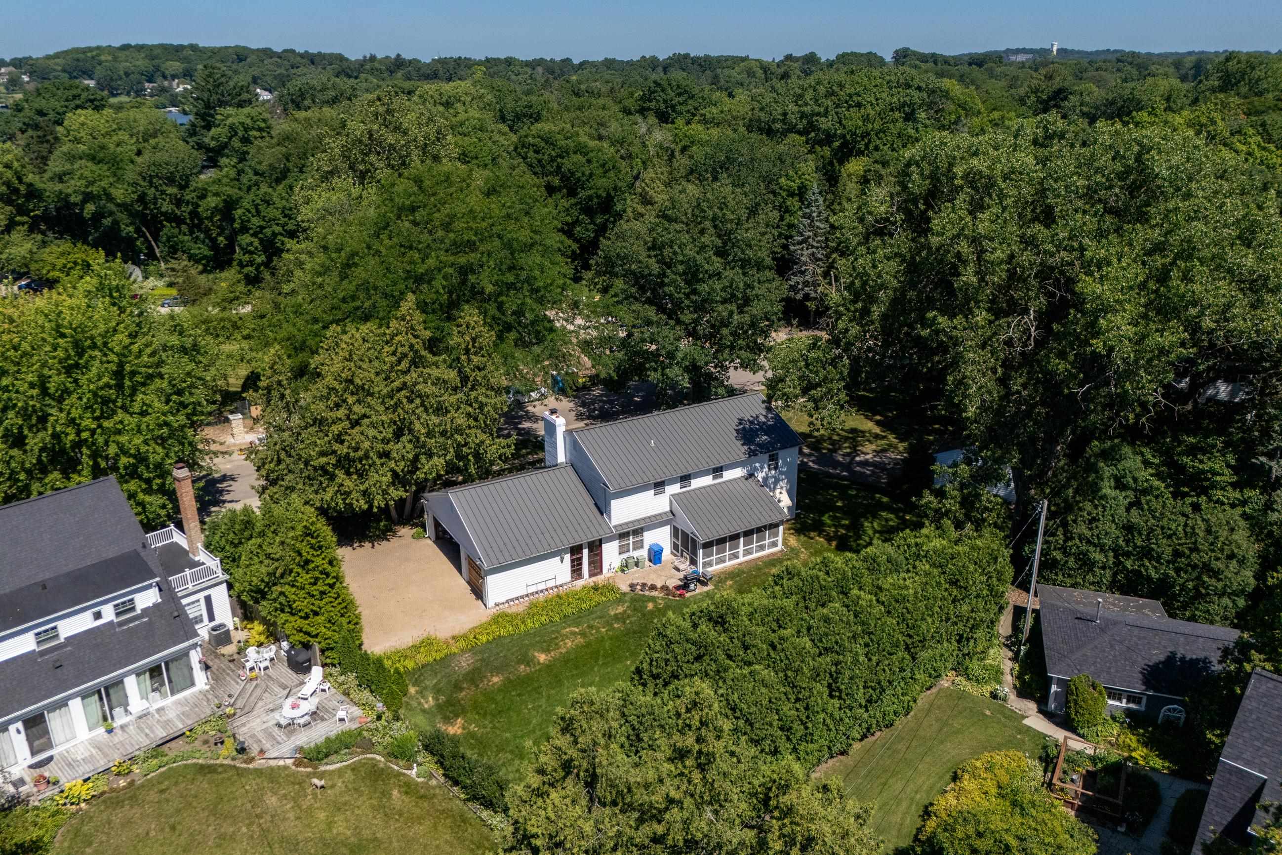 92 Cambridge Road Madison, WI 53704 - Photo 5 of 6
