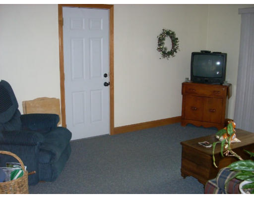 29 Tatham Hill Road West Springfield, MA 01089 - Photo 4 of 26 Gallery Image 4