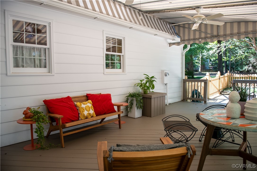 2561 Castle Hill Road Midlothian, VA 23113 - Photo 31 of 46 a outdoor living space with furniture and a potted plant