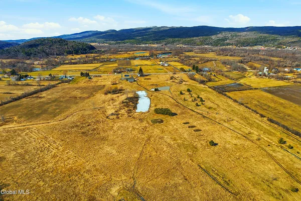 $544,900 | 2616 County Rte 12, Whitehall, NY 12887