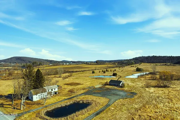 $544,900 | 2616 County Rte 12, Whitehall, NY 12887