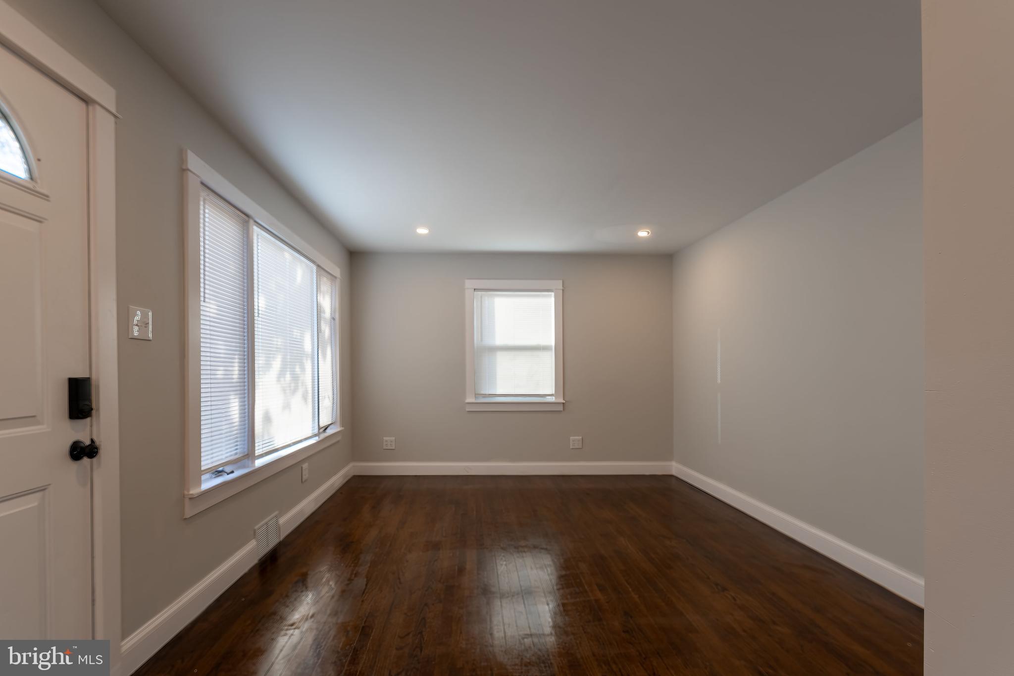 214 Countiss Avenue Clementon, NJ 08021 - Photo 7 of 28 Gallery Image 7