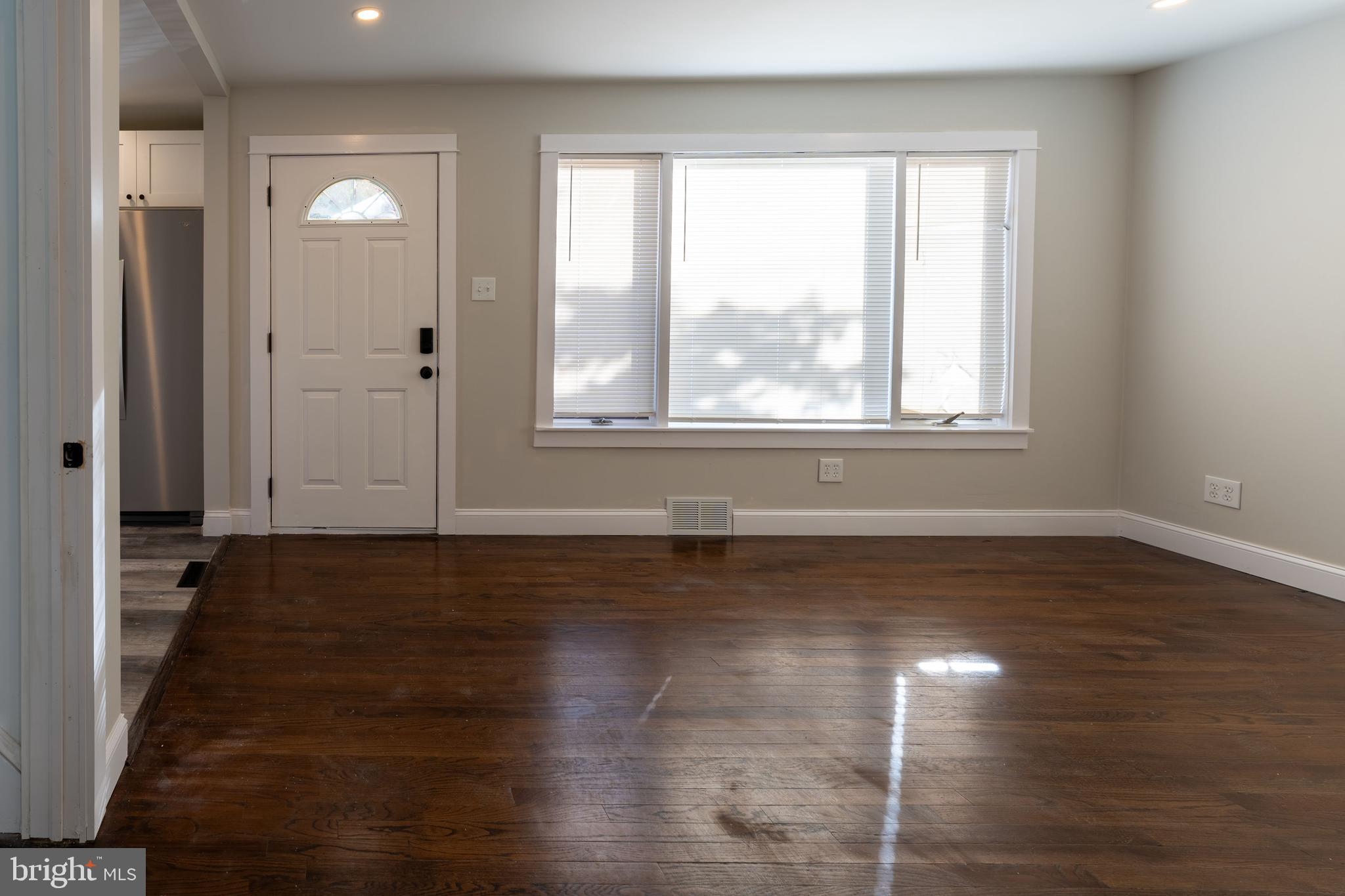 214 Countiss Avenue Clementon, NJ 08021 - Photo 9 of 28 Gallery Image 9