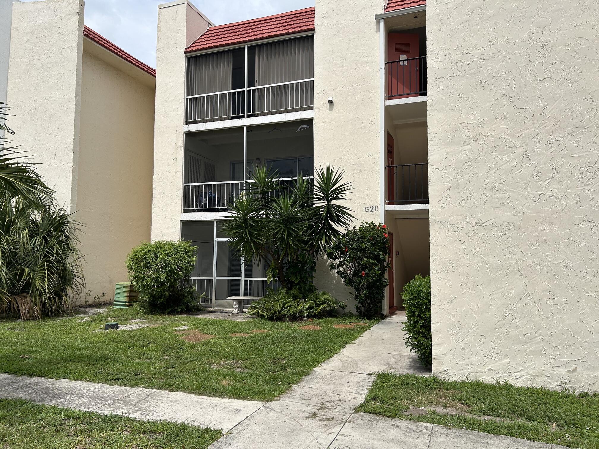 620 Northwest 13th Street, Unit 15 Boca Raton, FL 33486 - Photo 20 of 29 Lanai
