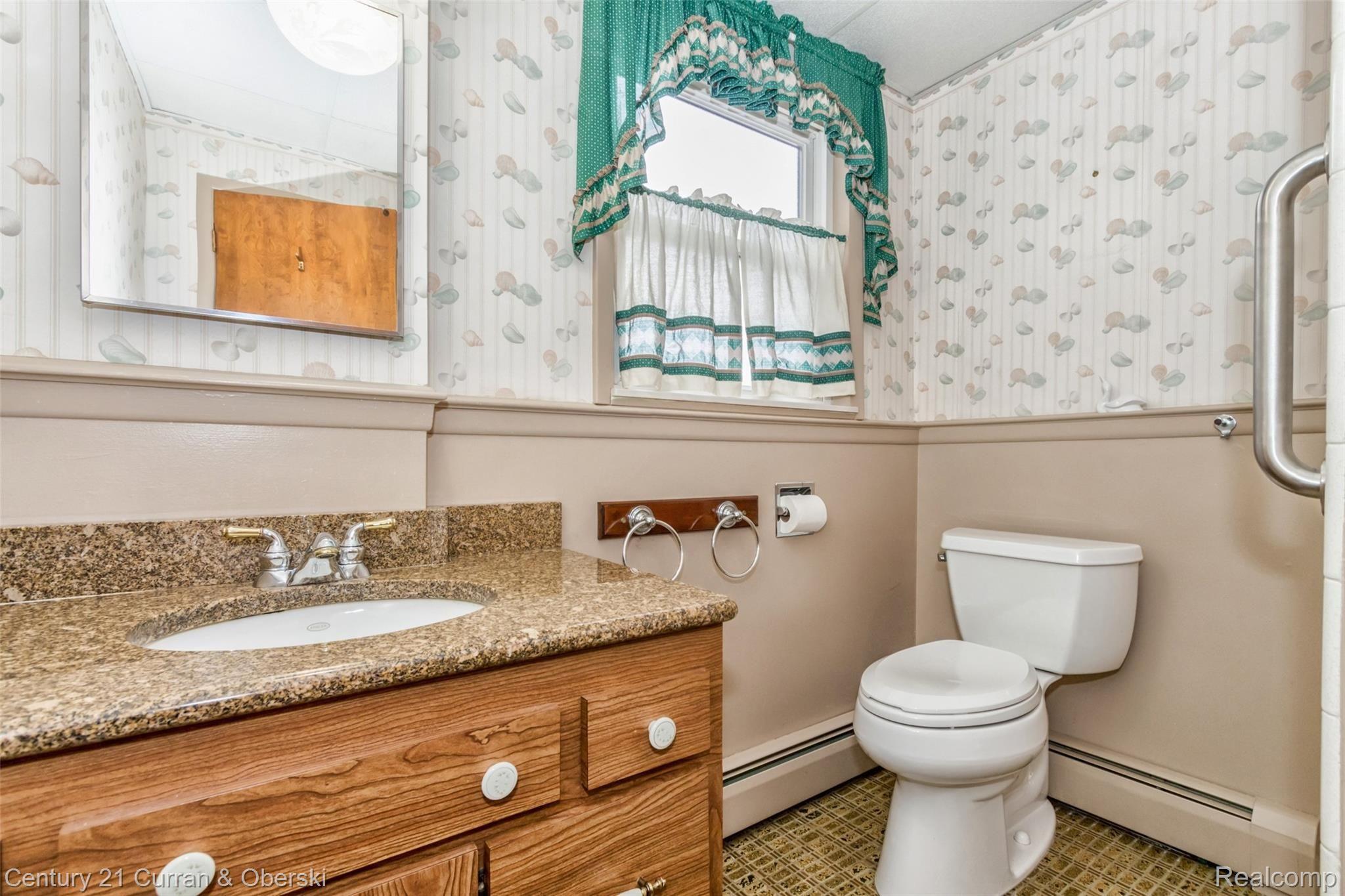 11110 Reeck Road Southgate, MI 48195 - Photo 27 of 36 28.jpg
