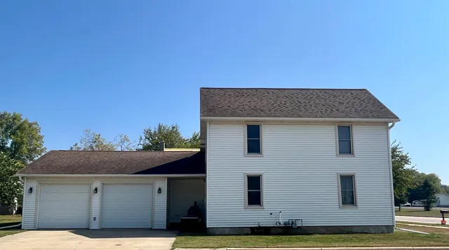 $229,900 | 326 West Front Street, Muscoda, WI 53573