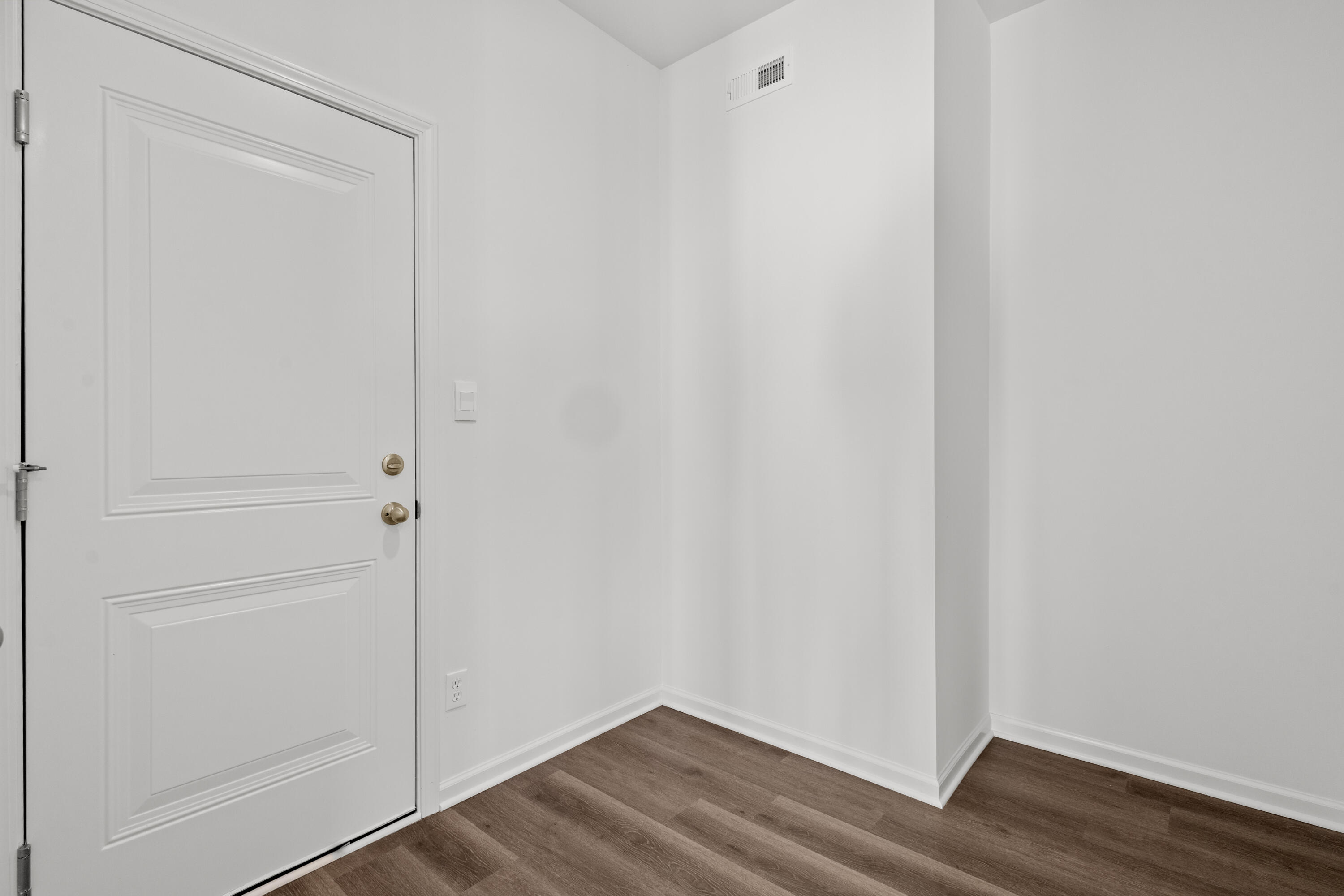7653 West 106th Place Crown Point, IN 46307 - Photo 39 of 55 a view of small space