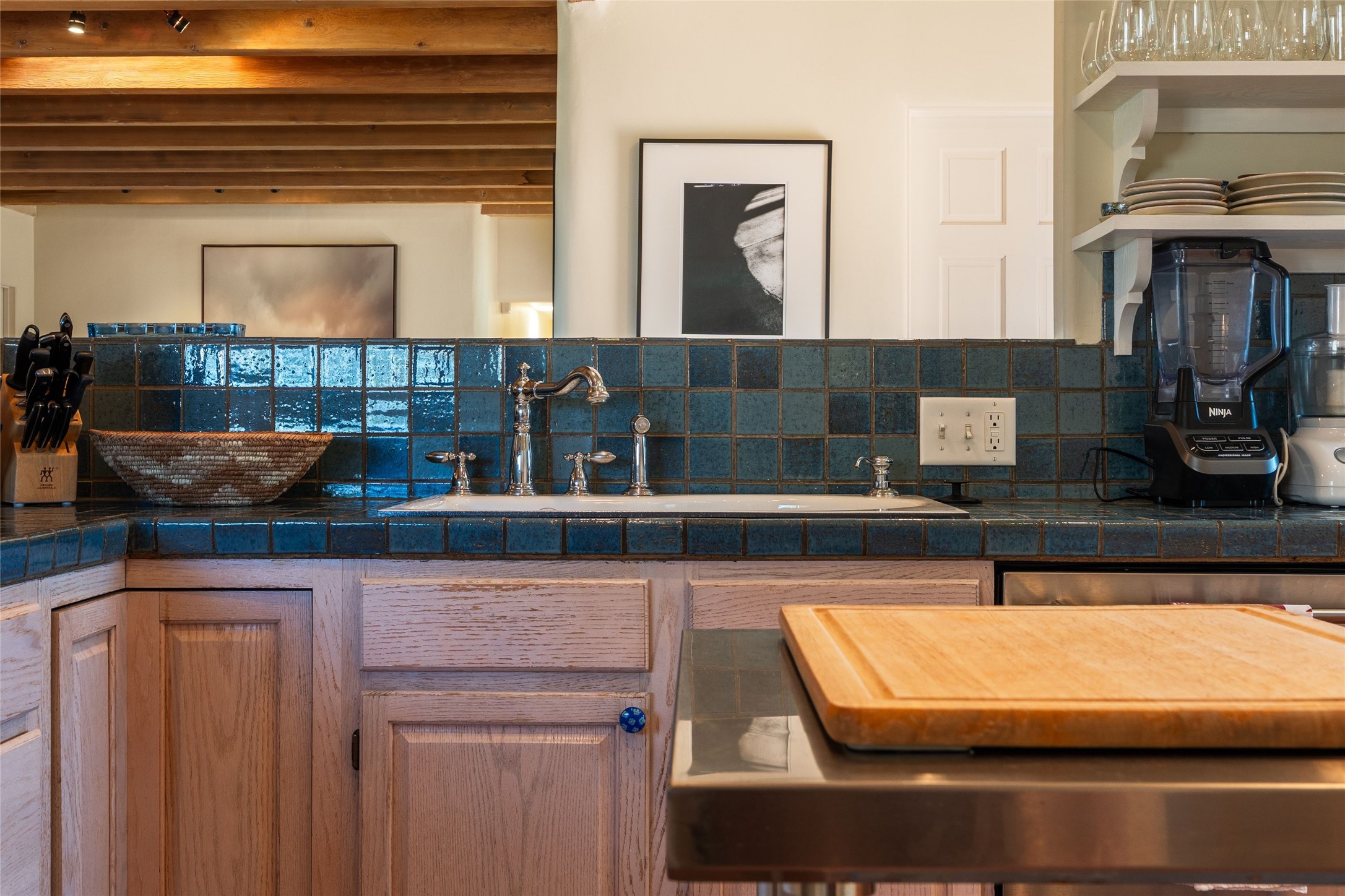 933 Stagecoach Road Santa Fe, NM 87501 - Photo 19 of 39 Kitchen