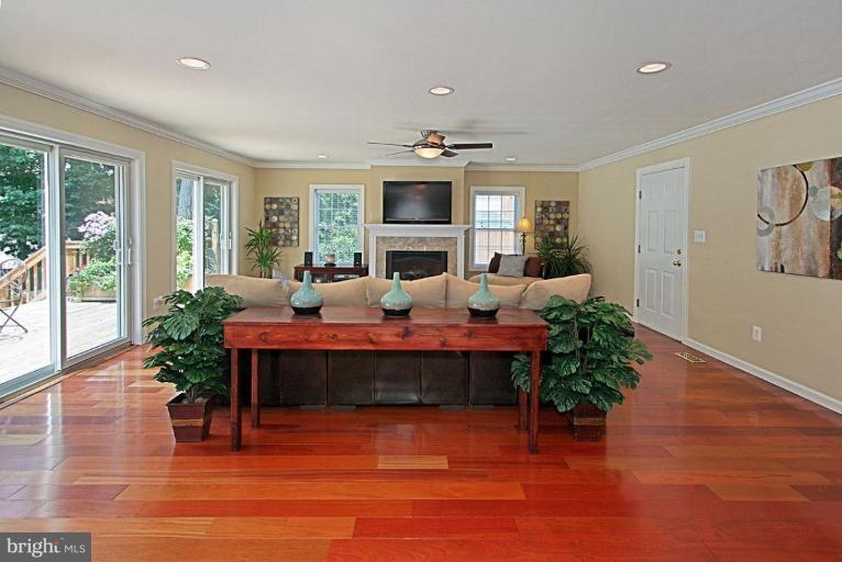8225 Ridge Road Springfield, VA 22153 - Photo 13 of 30 Great Room