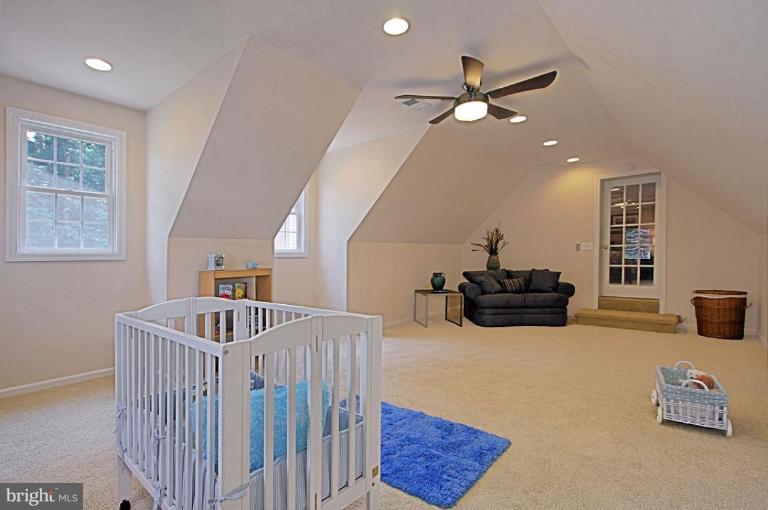 8225 Ridge Road Springfield, VA 22153 - Photo 21 of 30 Sitting Room