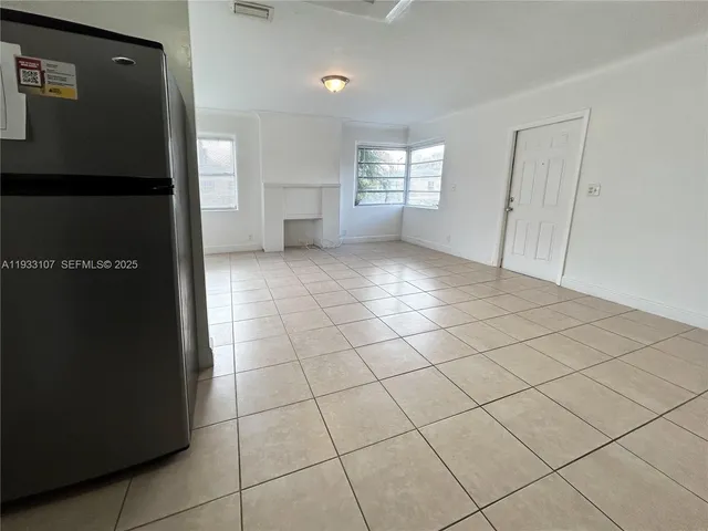 $1,650 | 701 Northeast 86th Street, Unit 1, Miami, FL 33138