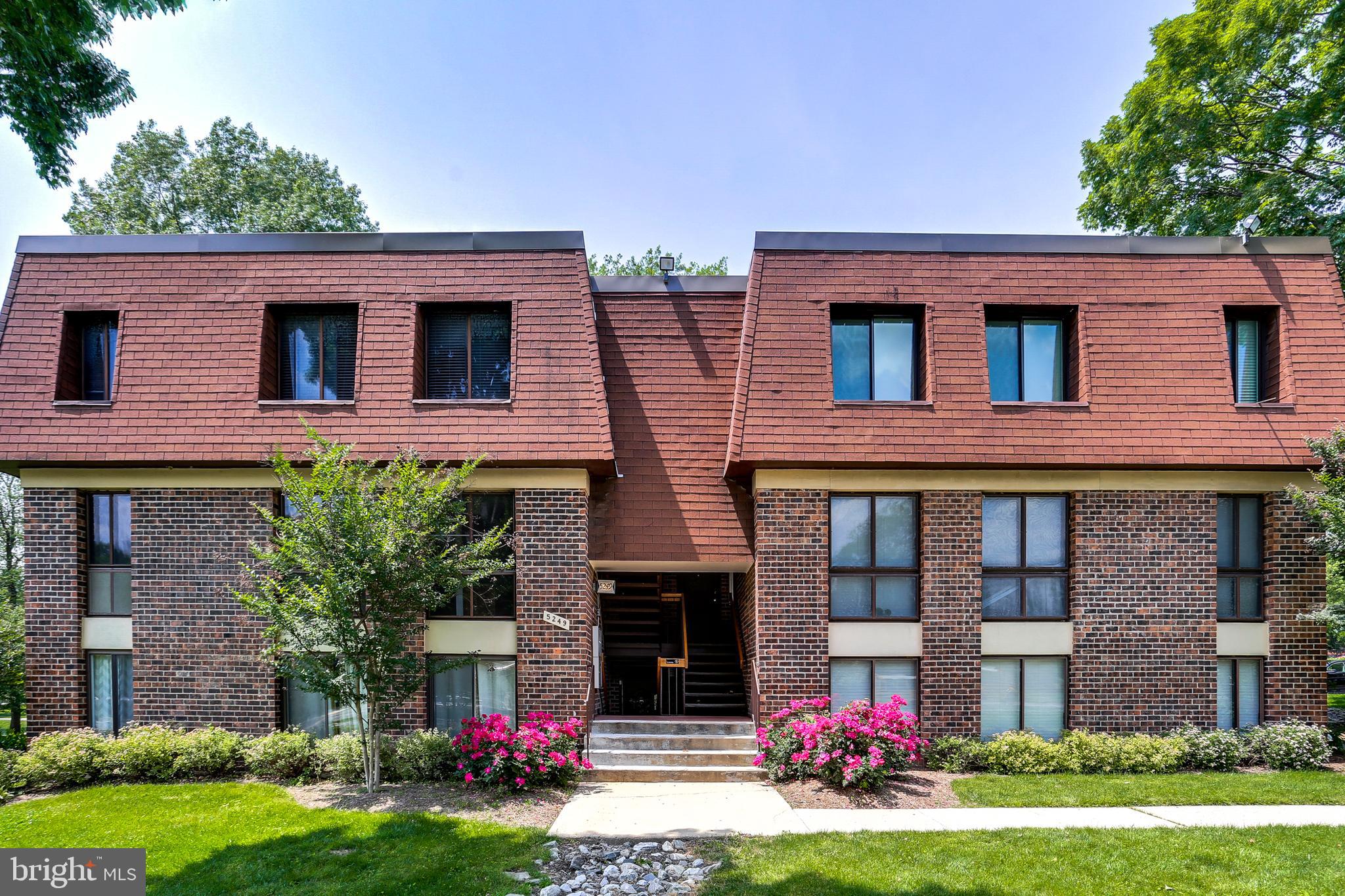 5249 West Running Brook Road, Unit 201 Columbia, MD 21044 - Photo 2 of 32 FRONT OF CONDO!