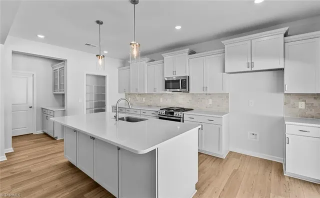 $490,000 | 725 Cinnamon Hl Drive, Winston-Salem, NC 27106