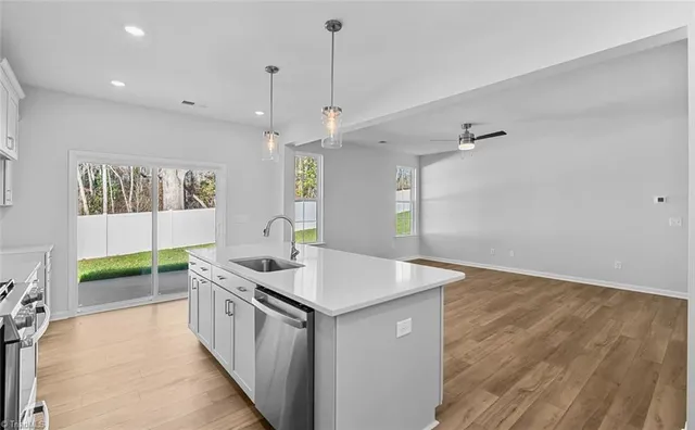 $490,000 | 725 Cinnamon Hl Drive, Winston-Salem, NC 27106