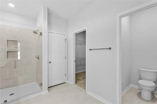 $490,000 | 725 Cinnamon Hl Drive, Winston-Salem, NC 27106