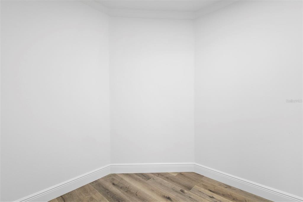 860 South Grove Street Eustis, FL 32726 - Photo 24 of 54 a view of an empty room