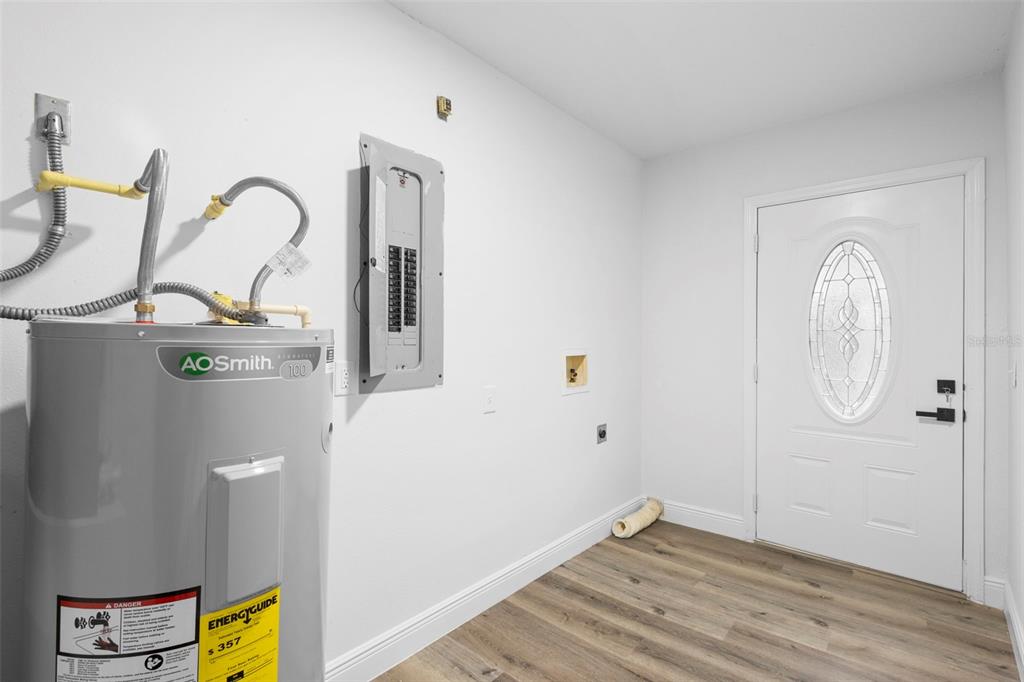 860 South Grove Street Eustis, FL 32726 - Photo 26 of 54