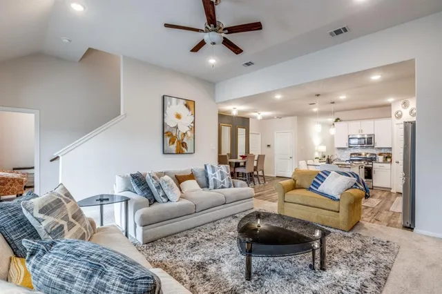 $390,000 | 433 Waterman Avenue, Princeton, TX 75407