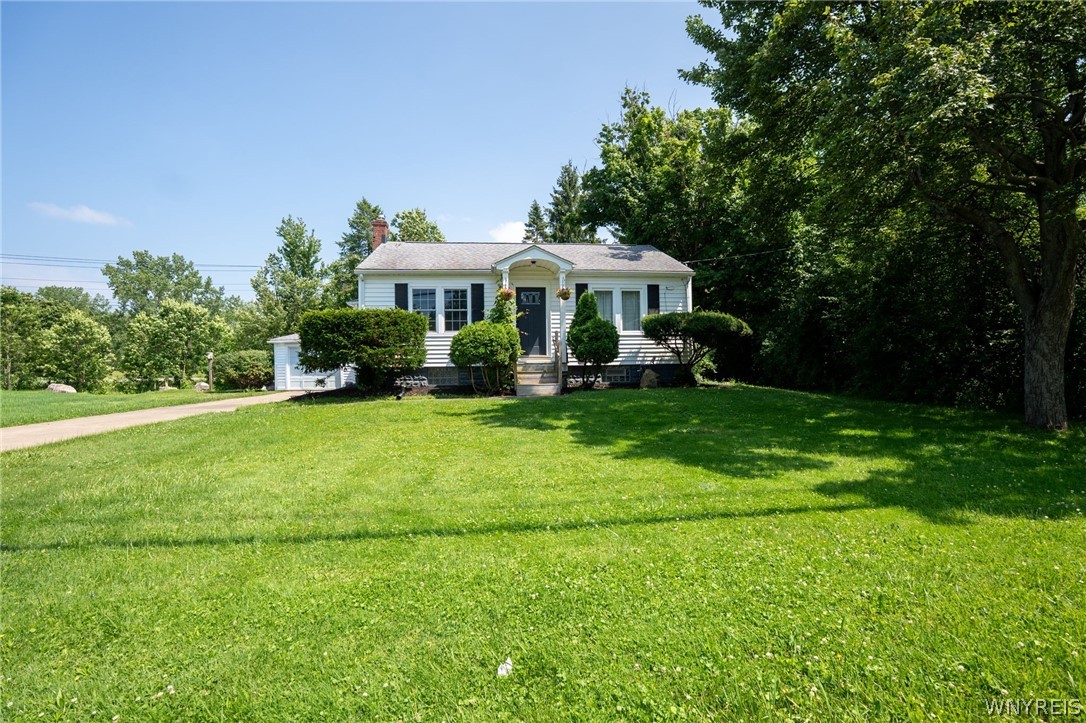 5201 Scranton Road Hamburg, NY 14075 - Photo 4 of 35
