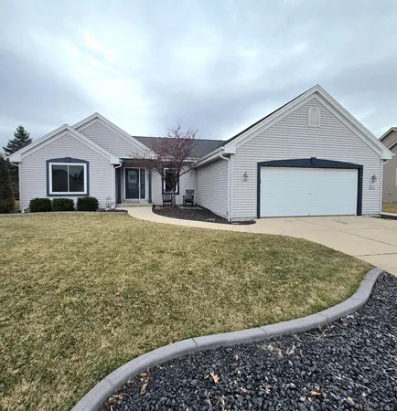 $475,000 | N173W20101 Crestview Drive, Jackson, WI 53037