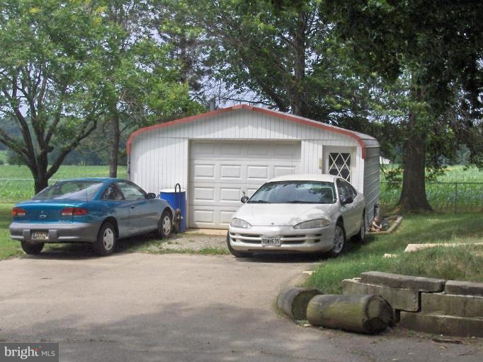 521 Appleton Road Elkton, MD 21921 - Photo 18 of 18 Garage 1