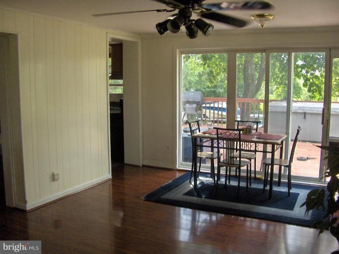 521 Appleton Road Elkton, MD 21921 - Photo 6 of 18 Family Room
