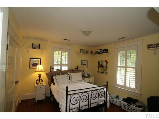 2112 Fairview Road Raleigh, NC 27608 - Photo 14 of 25 Photo 14