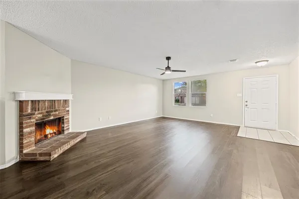 $2,395 | 8409 Redheart Street, Arlington, TX 76002