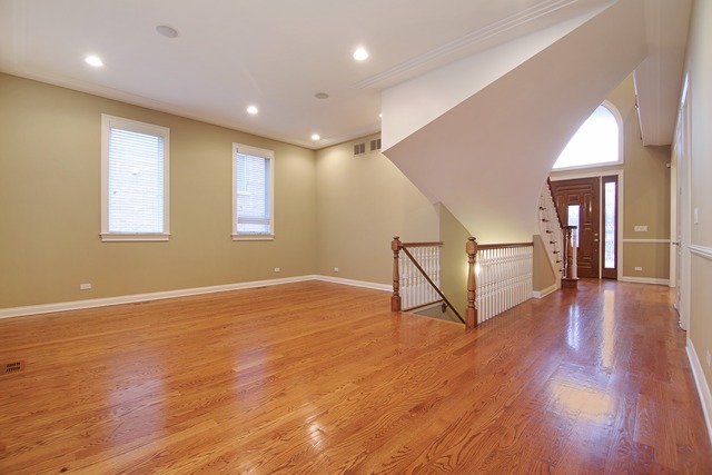 2875 Keystone Road Northbrook, IL 60062 - Photo 4 of 25