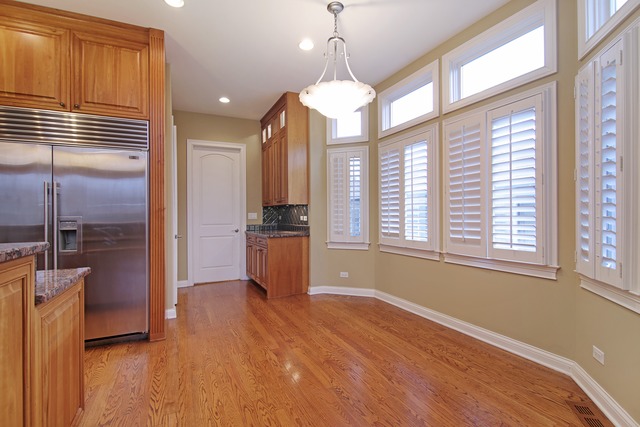 2875 Keystone Road Northbrook, IL 60062 - Photo 7 of 25