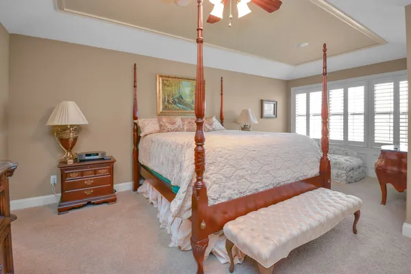 $595,000 | 1303 Janet Drive, Bloomington, IL 61704