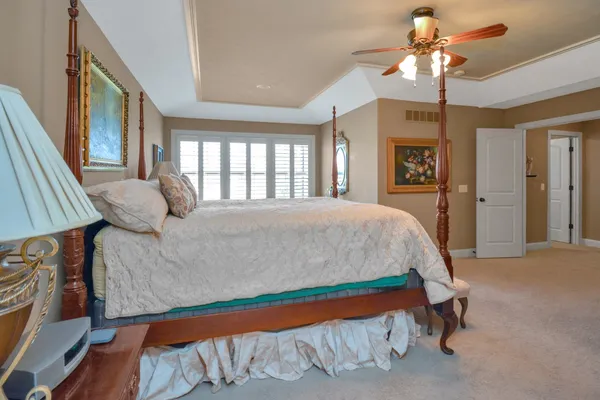 $595,000 | 1303 Janet Drive, Bloomington, IL 61704