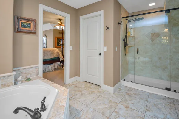 $595,000 | 1303 Janet Drive, Bloomington, IL 61704