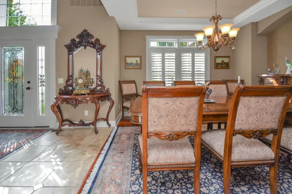$595,000 | 1303 Janet Drive, Bloomington, IL 61704