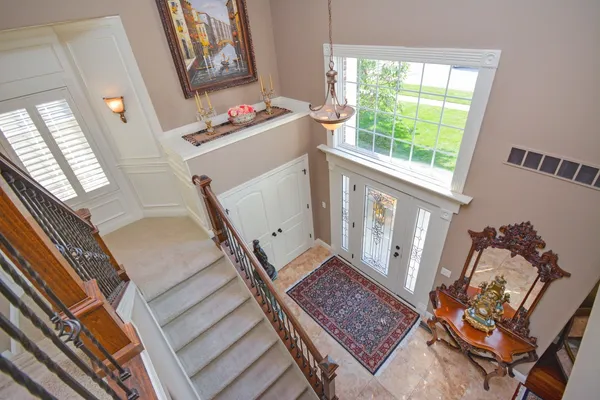 $595,000 | 1303 Janet Drive, Bloomington, IL 61704