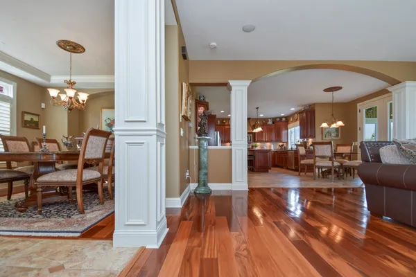 $595,000 | 1303 Janet Drive, Bloomington, IL 61704