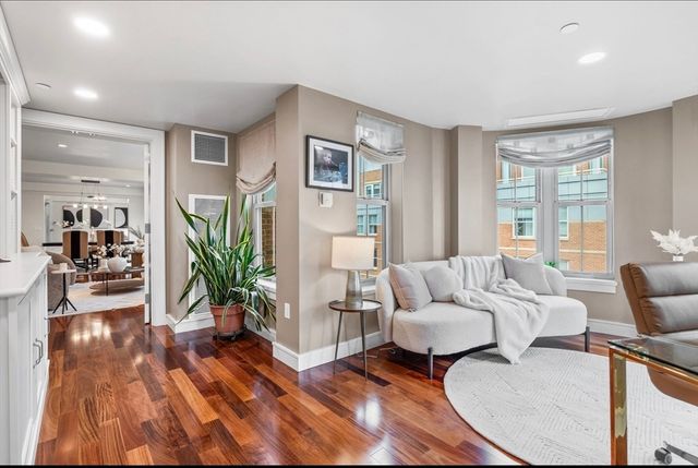 $2,595,500 | 4 Battery Wharf, Unit 4504, Boston, MA 02109